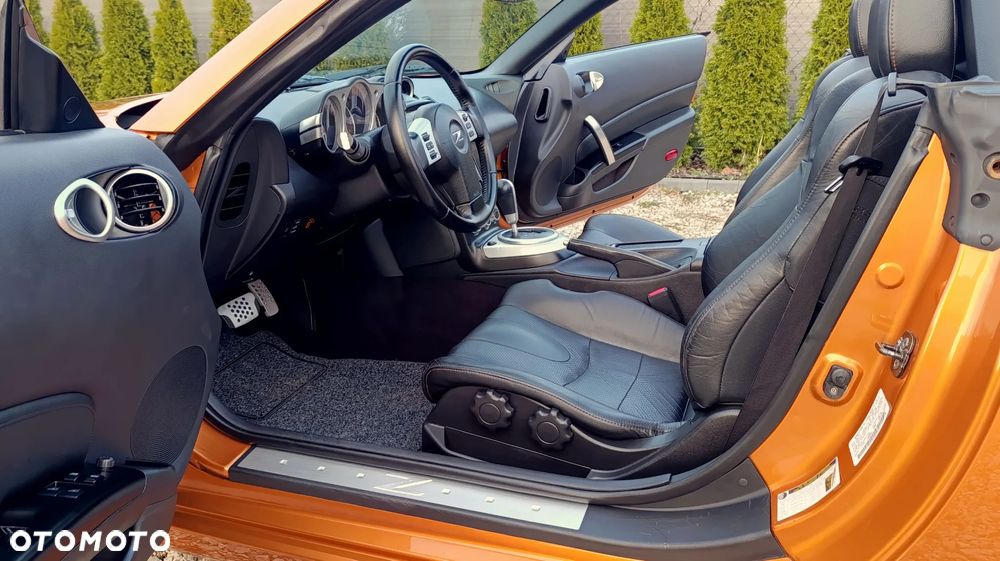 Nissan 350 Z - 30