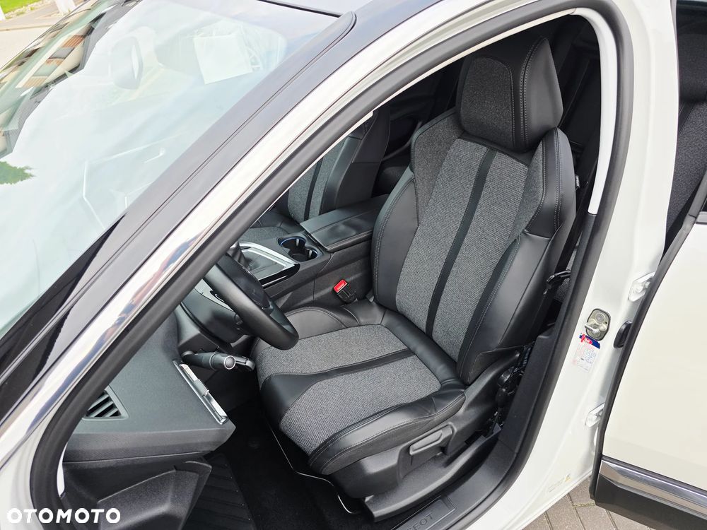 Peugeot 3008 PureTech 130 Stop & Start Allure - 29