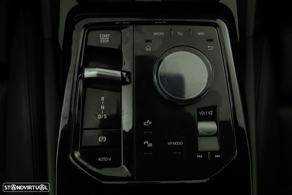 BMW 520 d Pack Desportivo M - 13