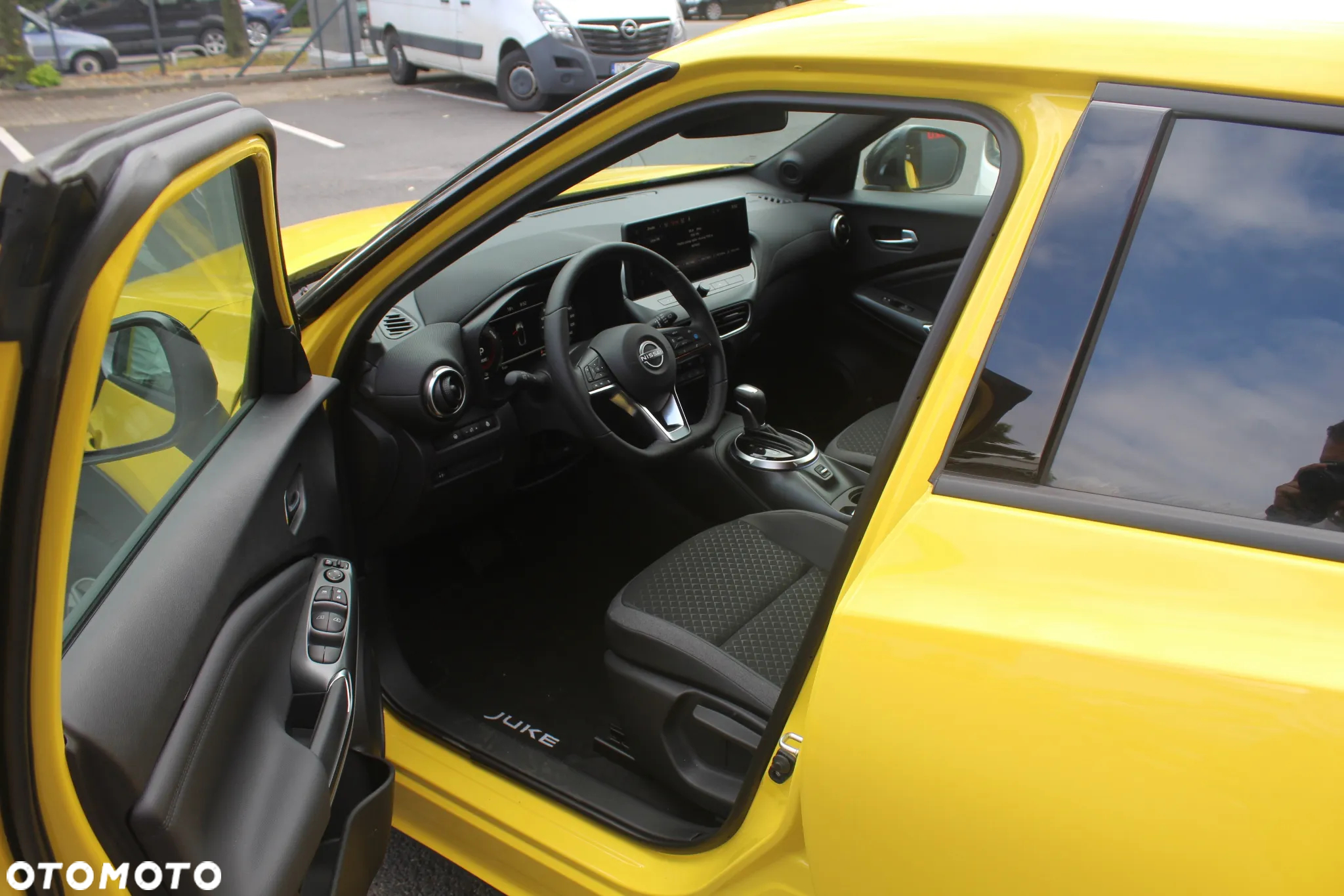 Nissan Juke 1.6 Hybrid N-Connecta AMT - 15