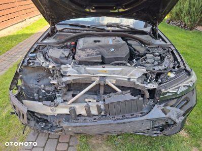 BMW Seria 3 330e PHEV M Sport sport - 5