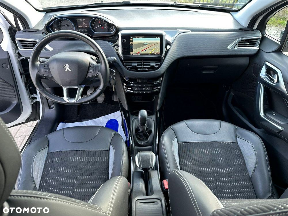 Peugeot 2008 - 9