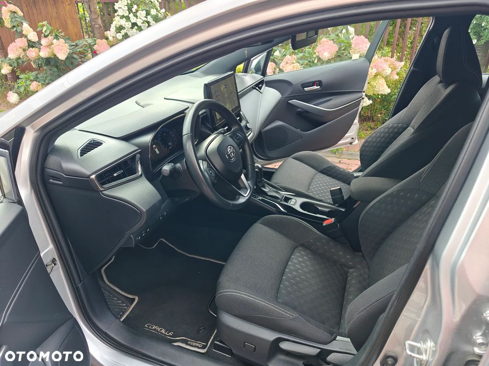 Toyota Corolla 1.8 Hybrid Comfort - 12