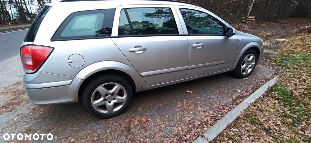 Opel Astra 1.6 - 9