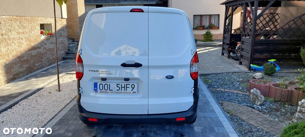 Ford Transit Courier - 4