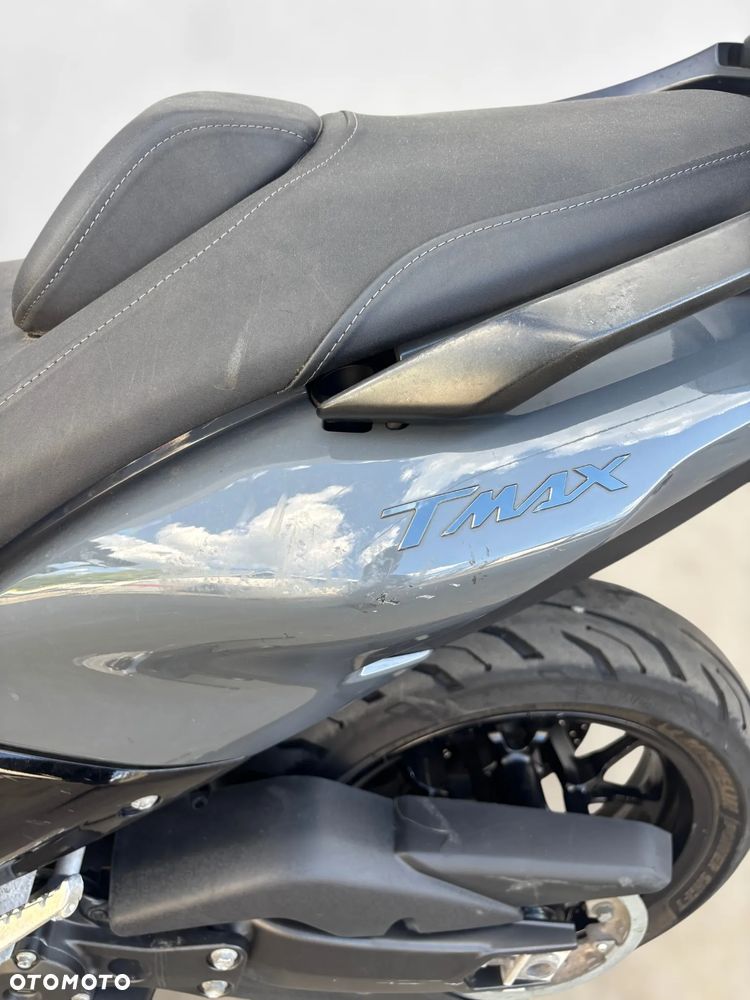 Yamaha Tmax - 21