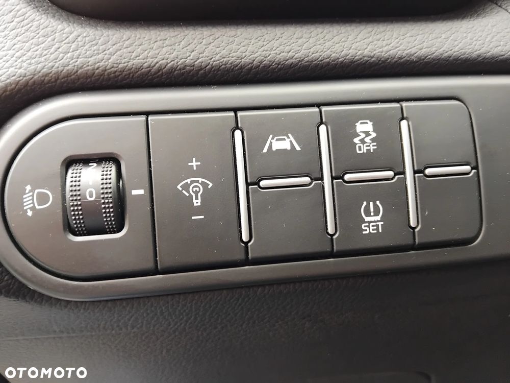 Kia XCeed 1.5 T-GDI M DCT - 12