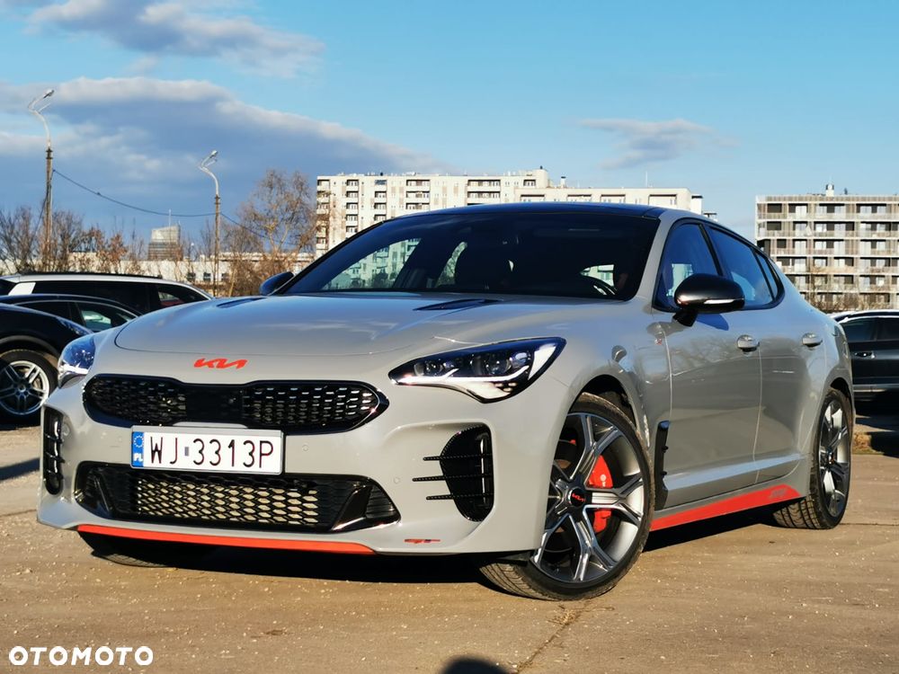 Kia Stinger - 3
