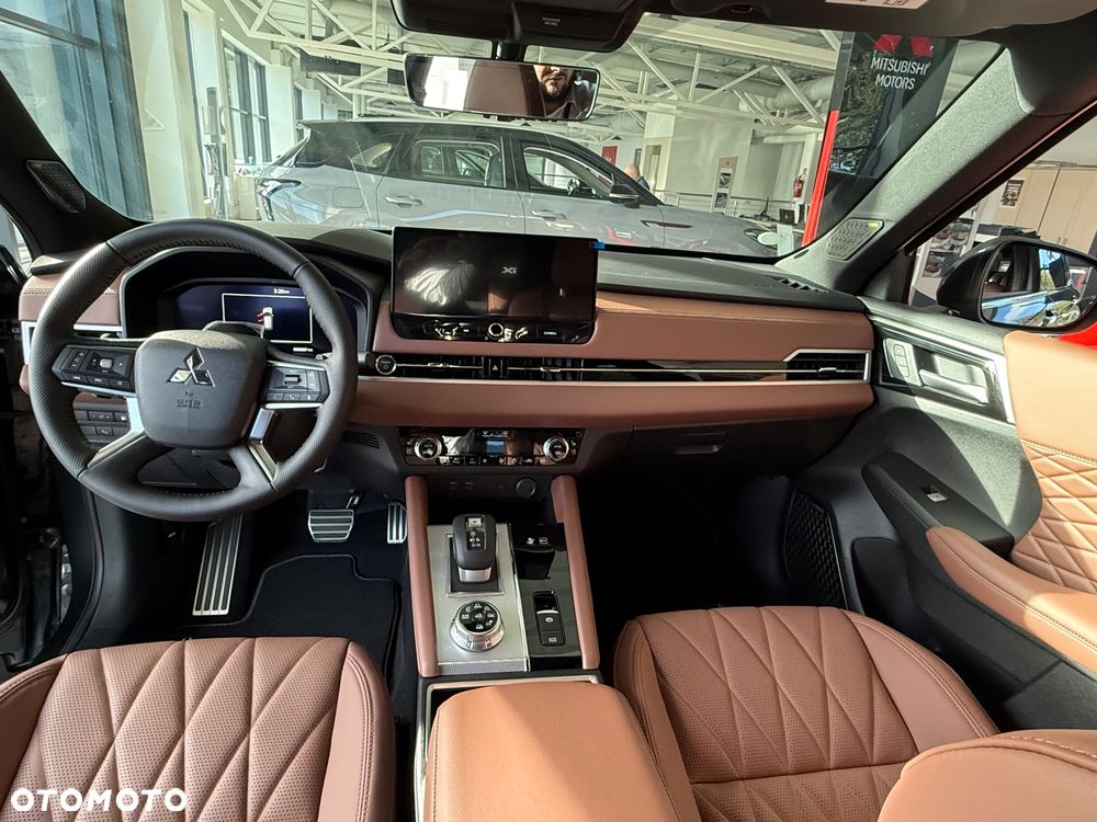 Mitsubishi Outlander PHEV Instyle Plus - 15