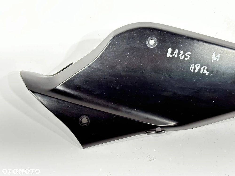 Boczek prawy  Yamaha R125 YZF 16-20R - 2