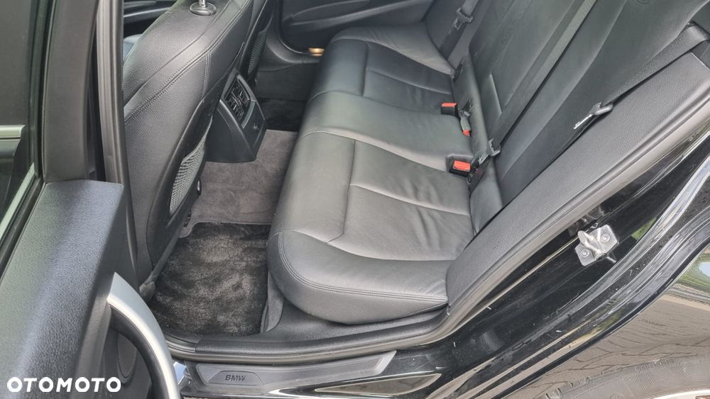 BMW Seria 3 - 12