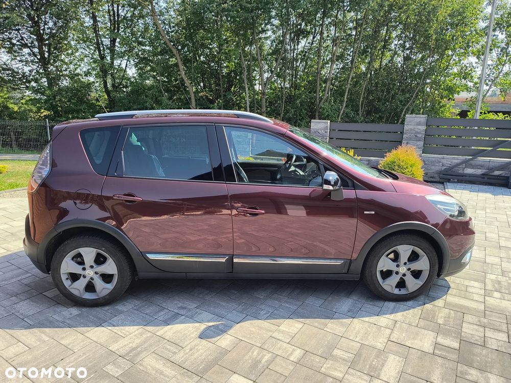 Renault Scenic Energy dCi 110 S&S Bose Edition - 10