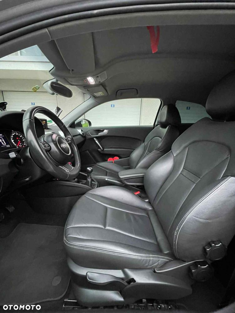 Audi A1 3-drzwiowe 1.4 TFSI cylinder on demand S line Sportpaket - 7
