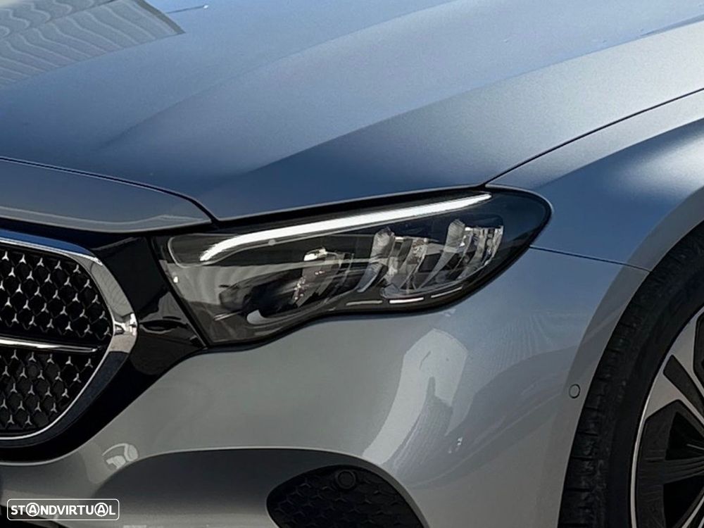 Mercedes-Benz E 300 - 5