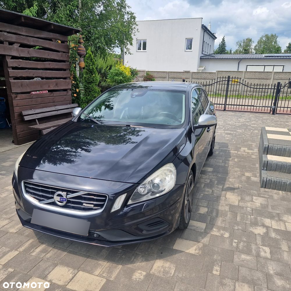 Volvo V60 D5 R-Design - 5