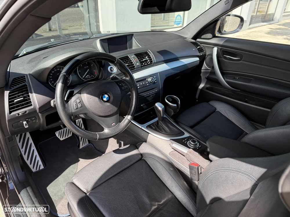 BMW 123 d Aut. Limited Edition Lifestyle c/ M Sport Pack - 13