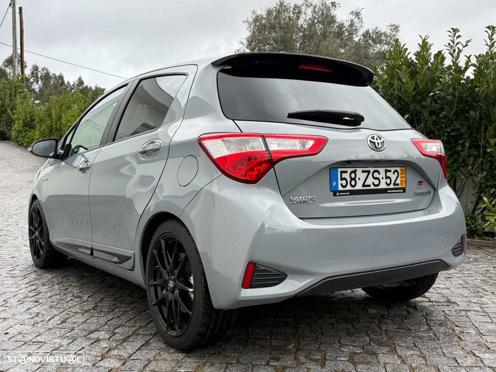 Toyota Yaris 1.5 HSD GR Sport - 8