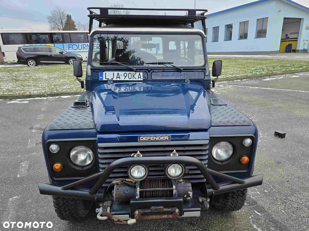 Land Rover Defender - 5