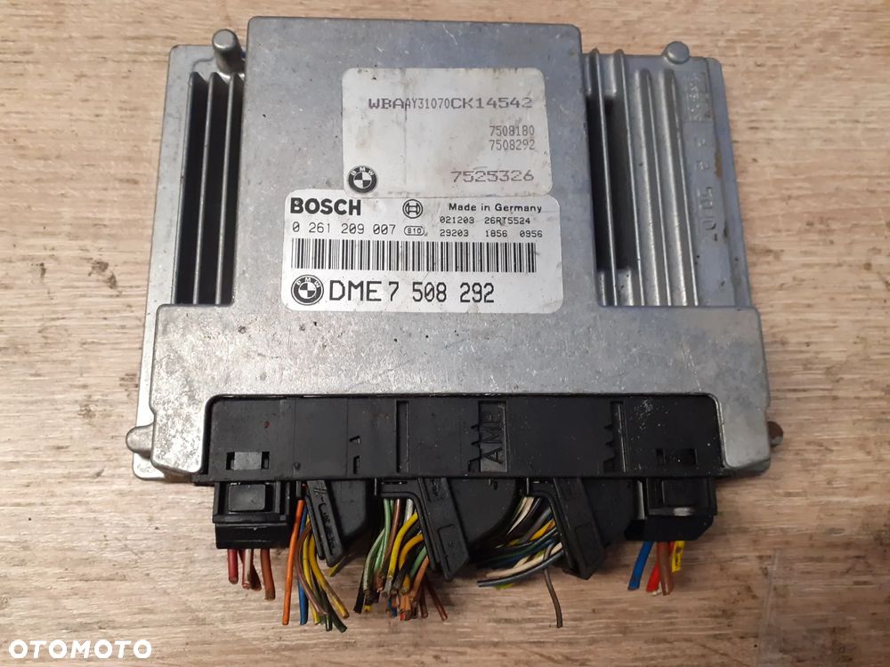 Sterownik KOMPUTER SILNIKA ECU BMW E46 SERIA 3