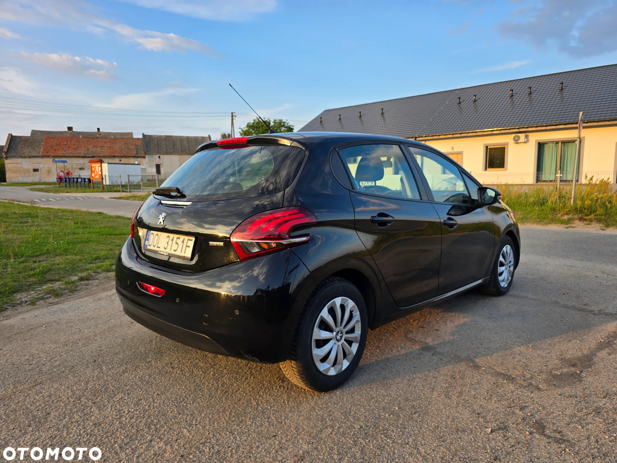 Peugeot 208 1.2 PureTech Active - 7