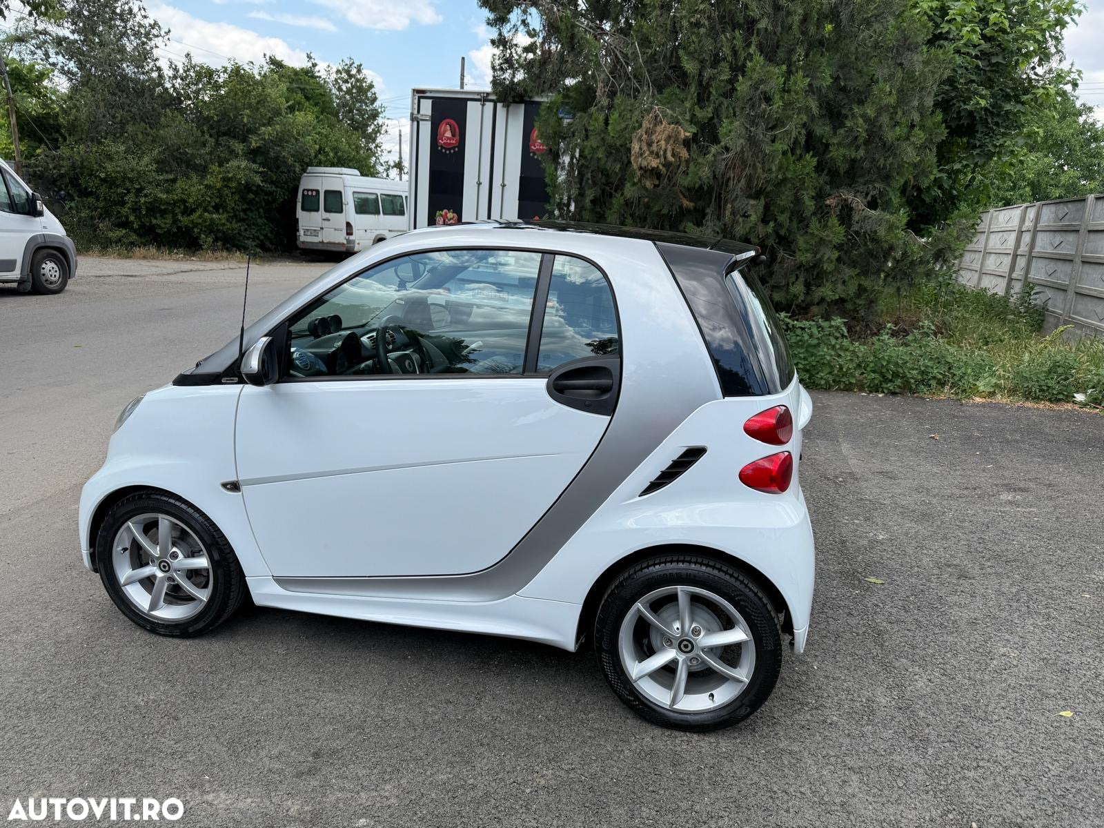 Smart Fortwo coupe 52 KW MHD - 4