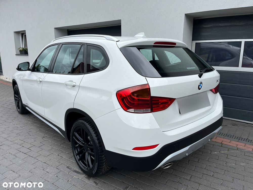 BMW X1 xDrive18d xLine - 6