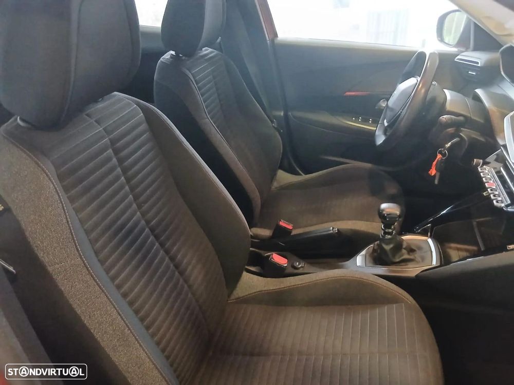 Peugeot 2008 1.2 PureTech Active Pack - 10