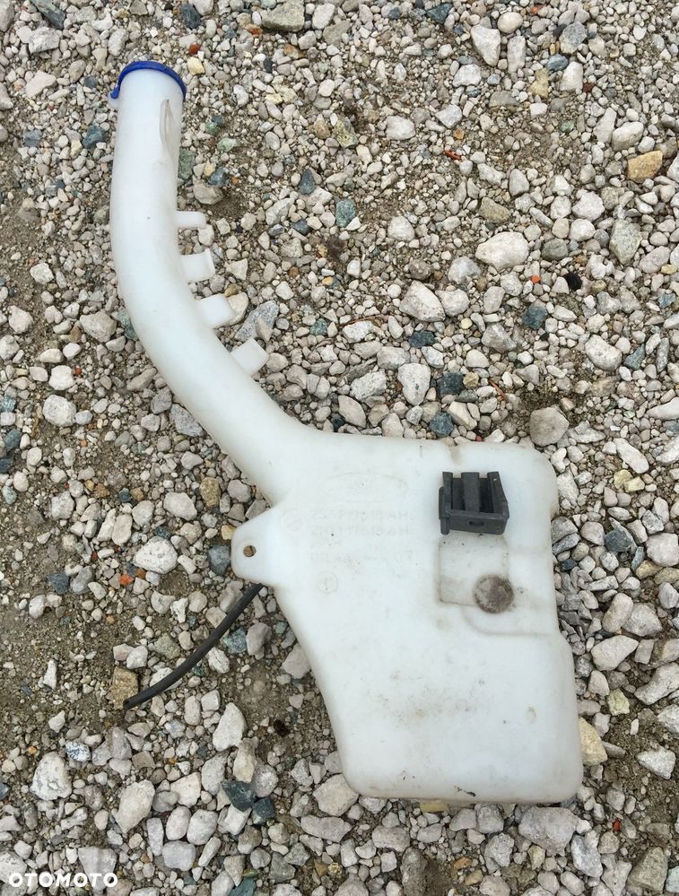 Mazda 2 DY DE DJ 3 BK BL BPBM 5 CR CW 6 gg Gy GH GJ GL cx-3 cx-30 cx-5 cx-7  zbiornik spryskiwaczy spryskiwacz zwykły xenon czujnik pompka zatyczka wężyki wszystkie Czesci - 14