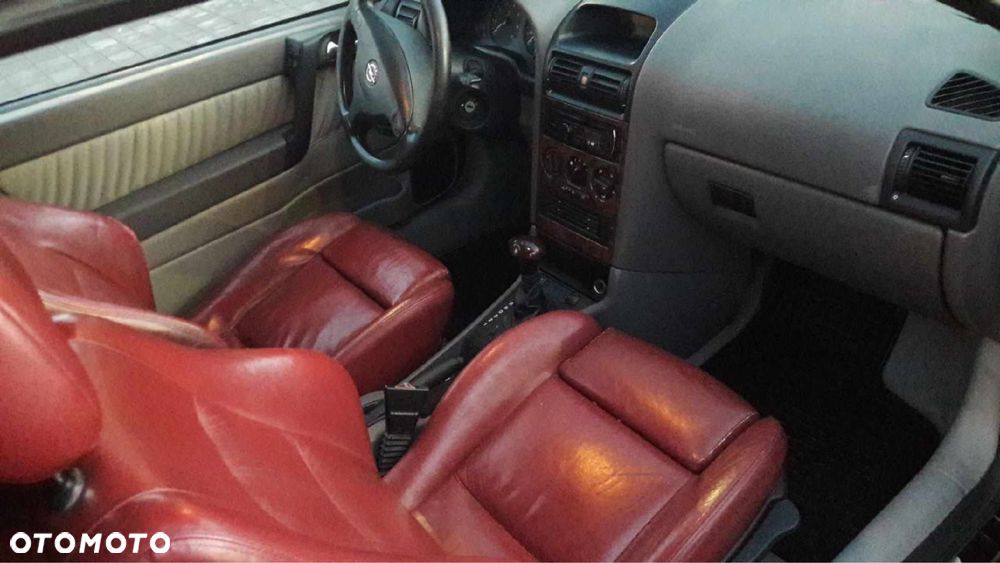 Opel Astra - 4