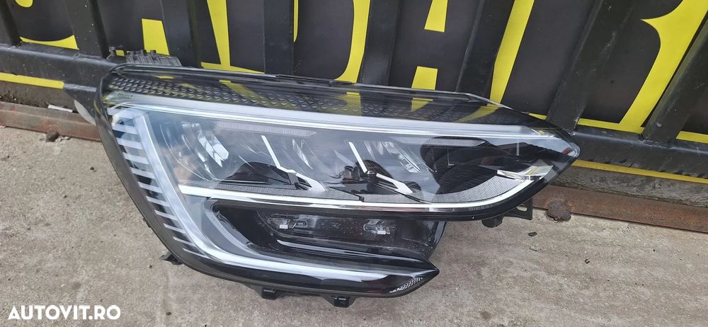 FAR DREAPTA RENAULT MEGANE 5