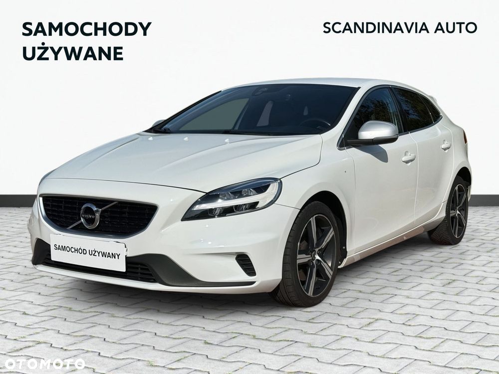 Volvo V40 T3 Drive-E R-Design Momentum - 1
