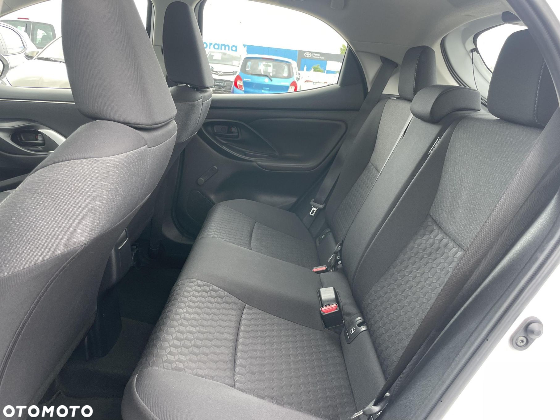 Toyota Yaris - 14