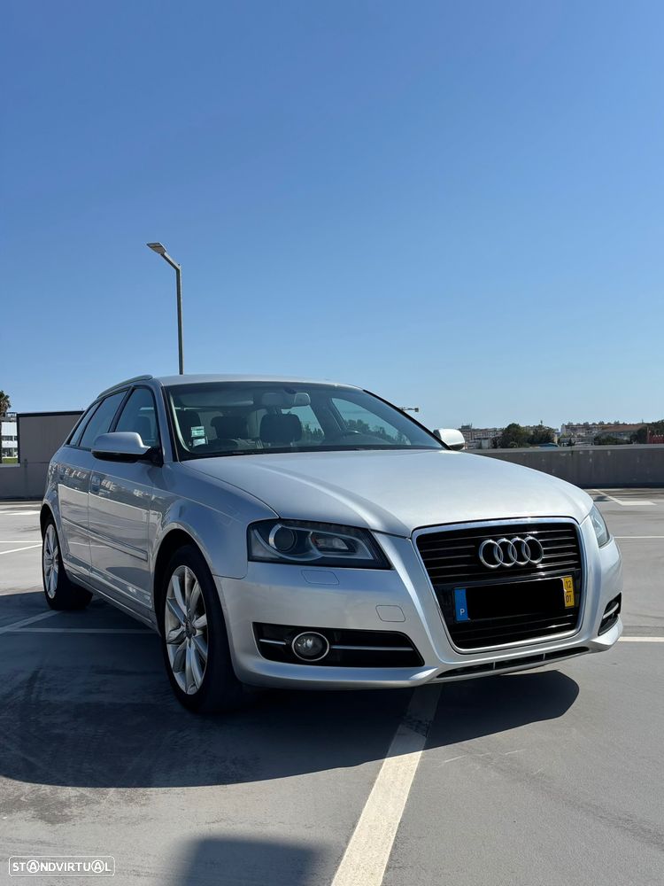 Audi A3 Sportback 1.6 TDI Attraction - 3