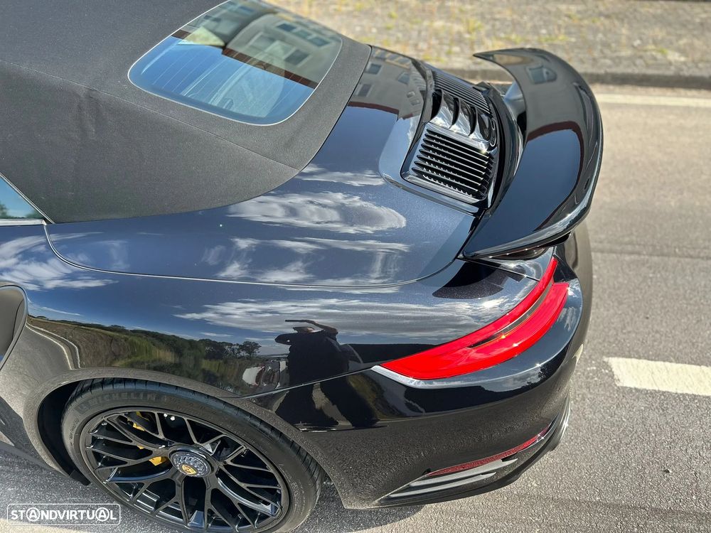 Porsche 911 (991) Turbo S Cabriolet - 12