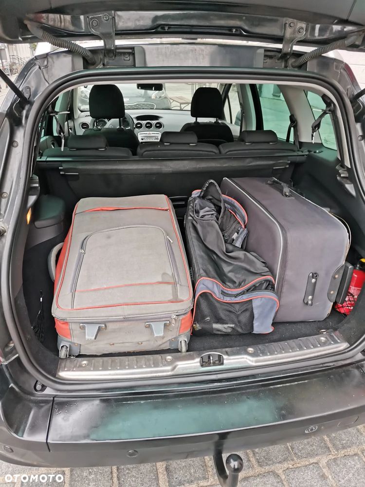 Peugeot 308 1.6 Premium - 8