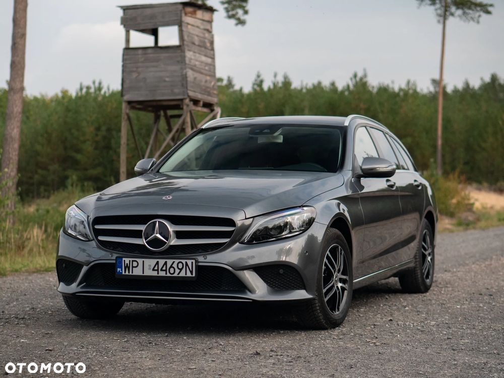 Mercedes-Benz C-Class 2019 photo 2