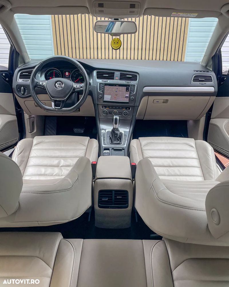 Volkswagen Golf e-Golf - 8