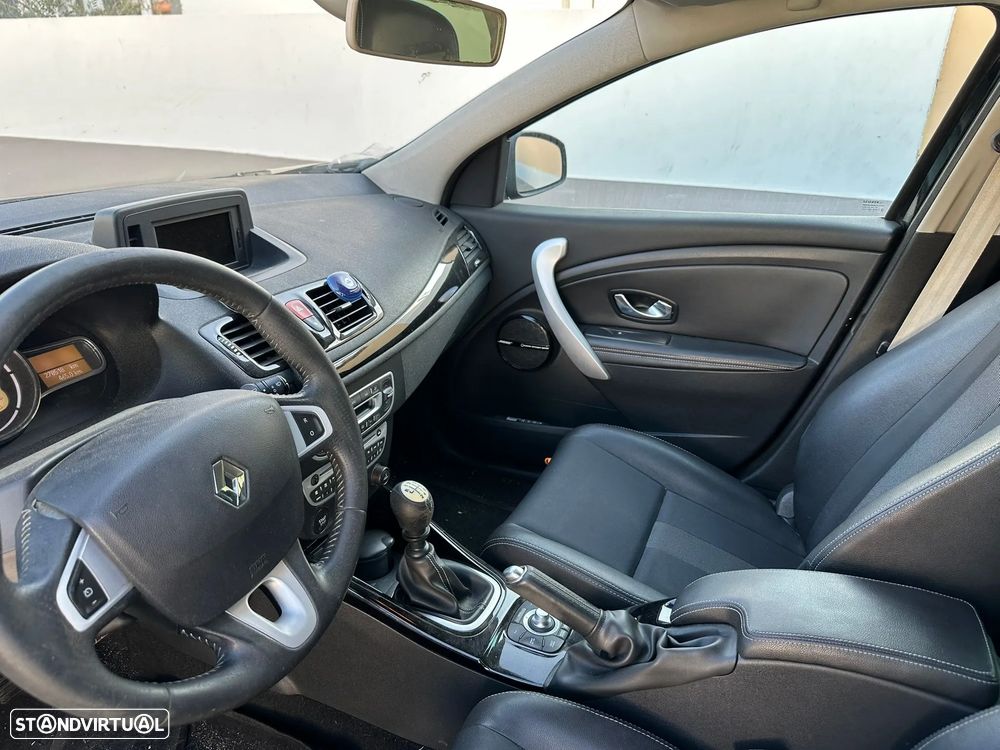 Renault Mégane Sport Tourer dCi 130 FAP BOSE Edition - 5