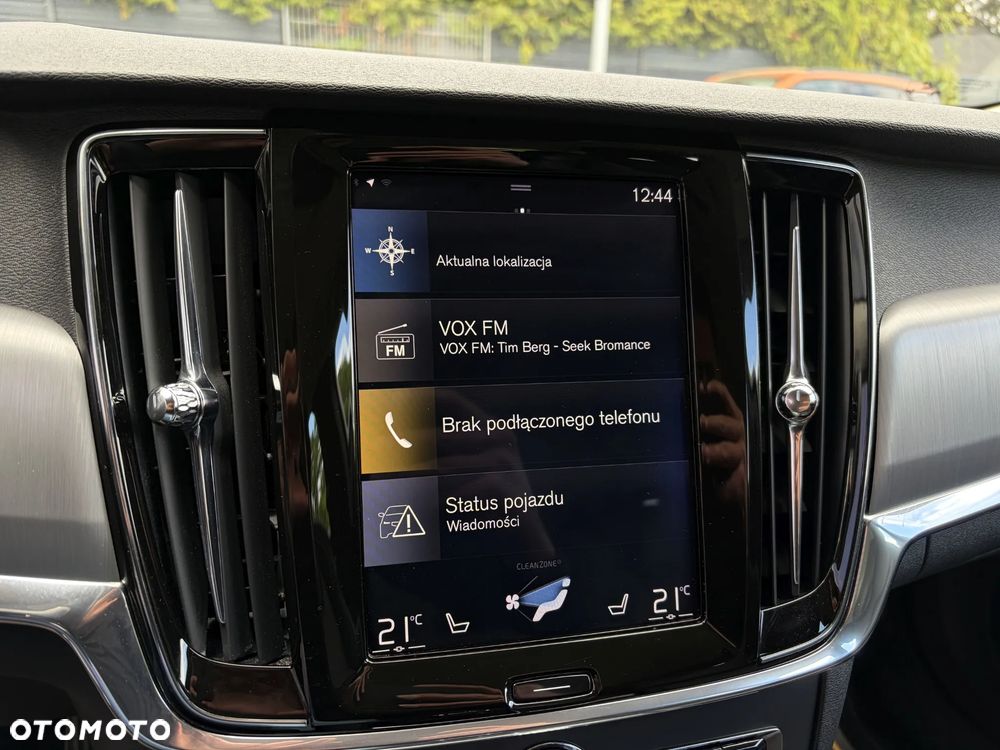 Volvo V90 D3 Geartronic Momentum Pro - 24
