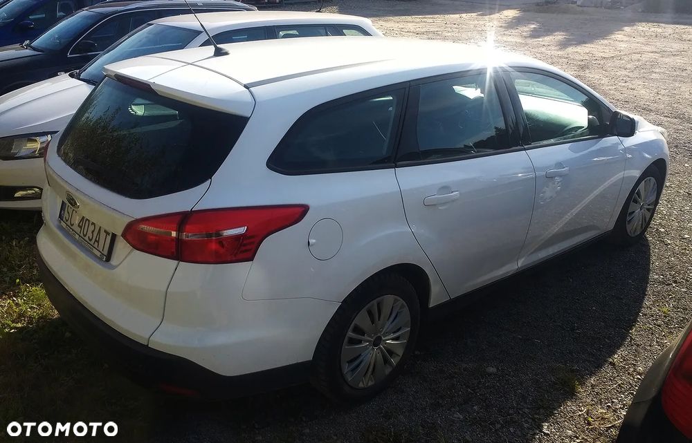 Ford Focus 1.5 TDCi Titanium ASS - 4