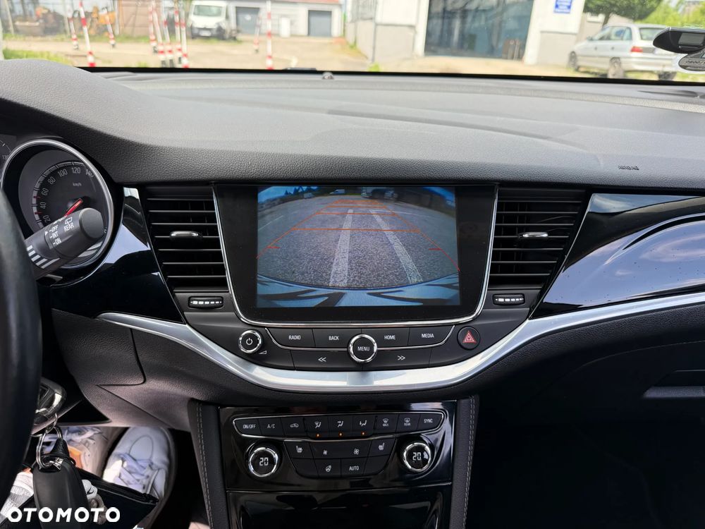 Opel Astra 1.4 Turbo Start/Stop Dynamic - 19