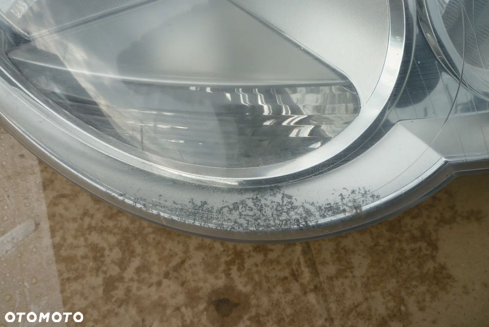 lampa prawa Polo 4 Hella Europa - 2