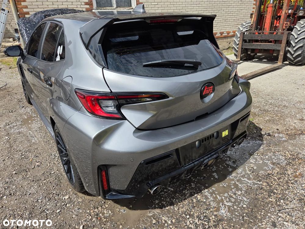 Toyota GR Corolla - 6