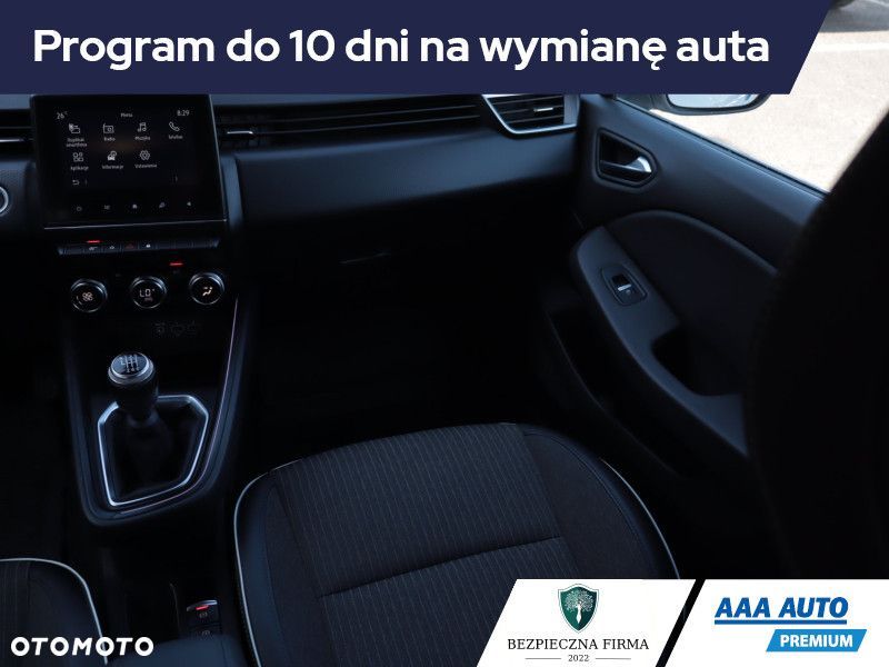 Renault Clio - 10