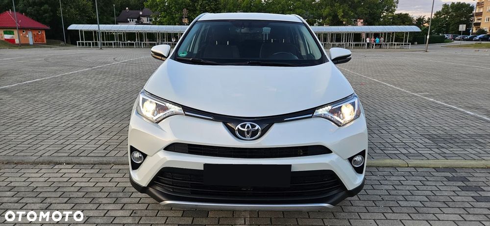 Toyota RAV4 2.0 D-4D Premium 4x2 - 19