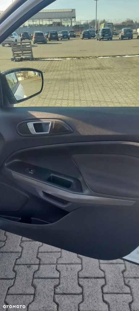 Ford EcoSport - 11