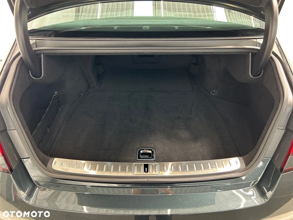 Genesis G90 3.5T V6 AT8 LWB Luxury Plus - 7