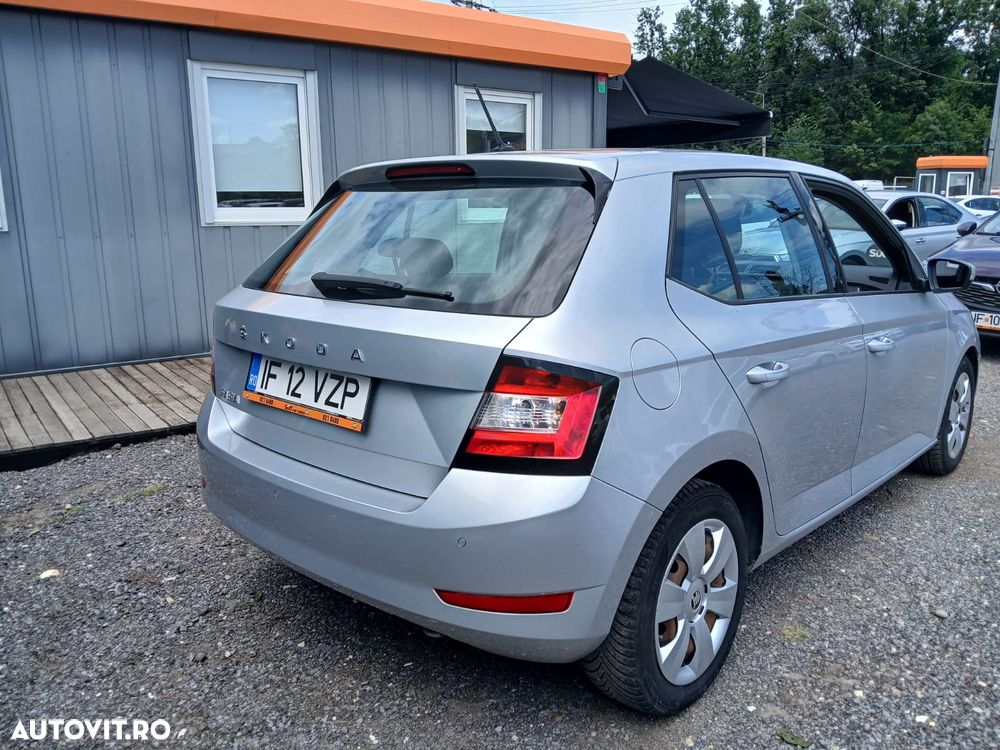 Skoda Fabia 1.0 TSI DSG Style - 4