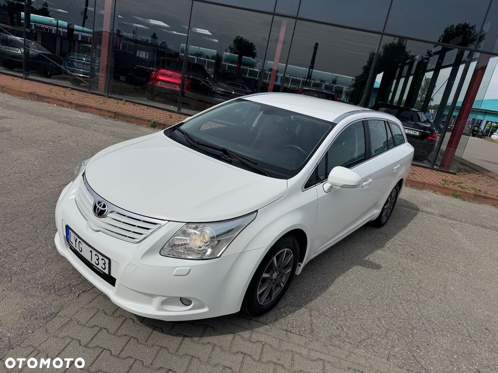 Toyota Avensis 1.8 Luna - 5