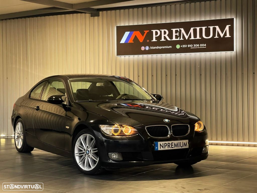 BMW 320 i Coupe - 17